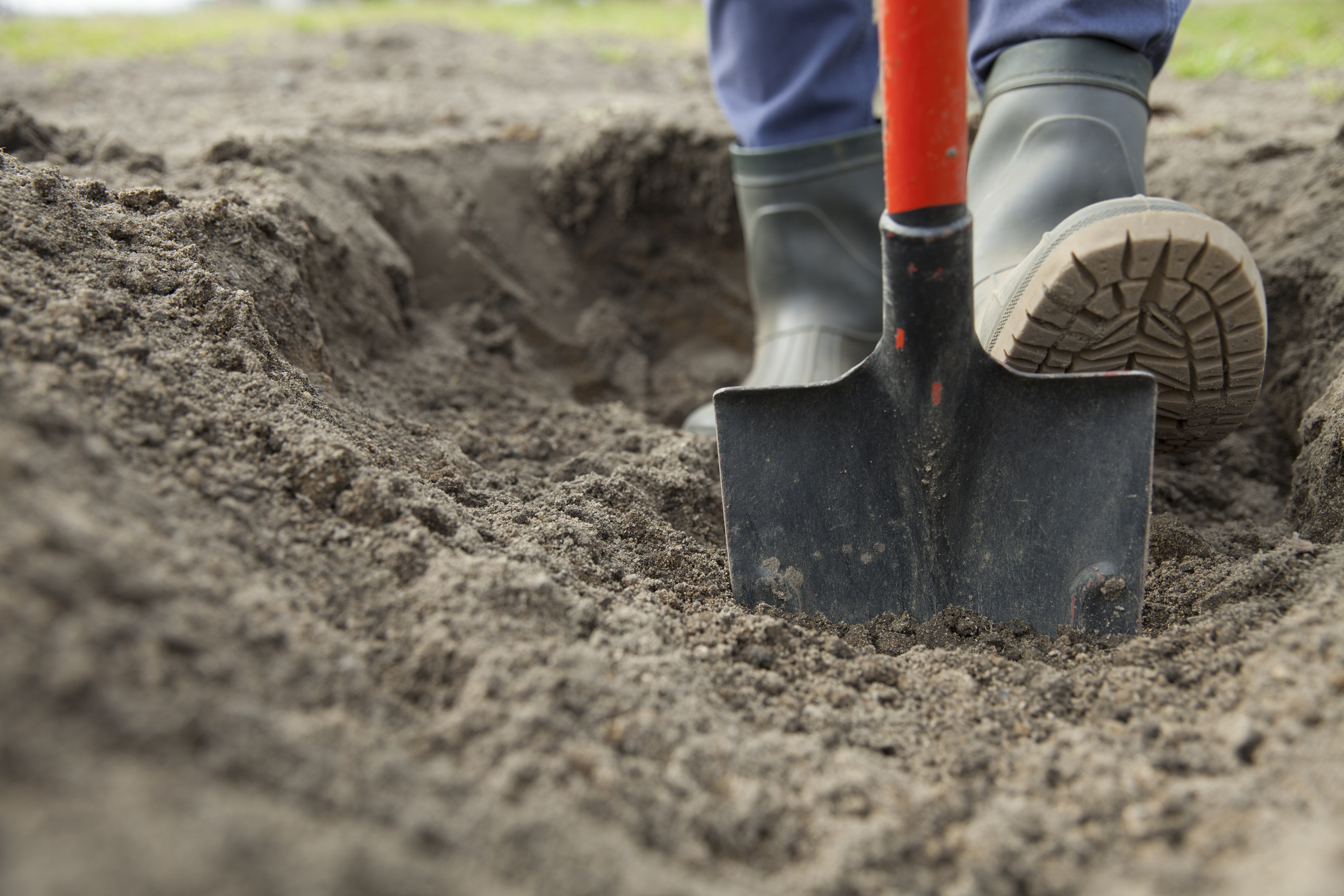 Don’t take the risk. Don’t assume your excavator has contacted Ontario One Call before they start digging