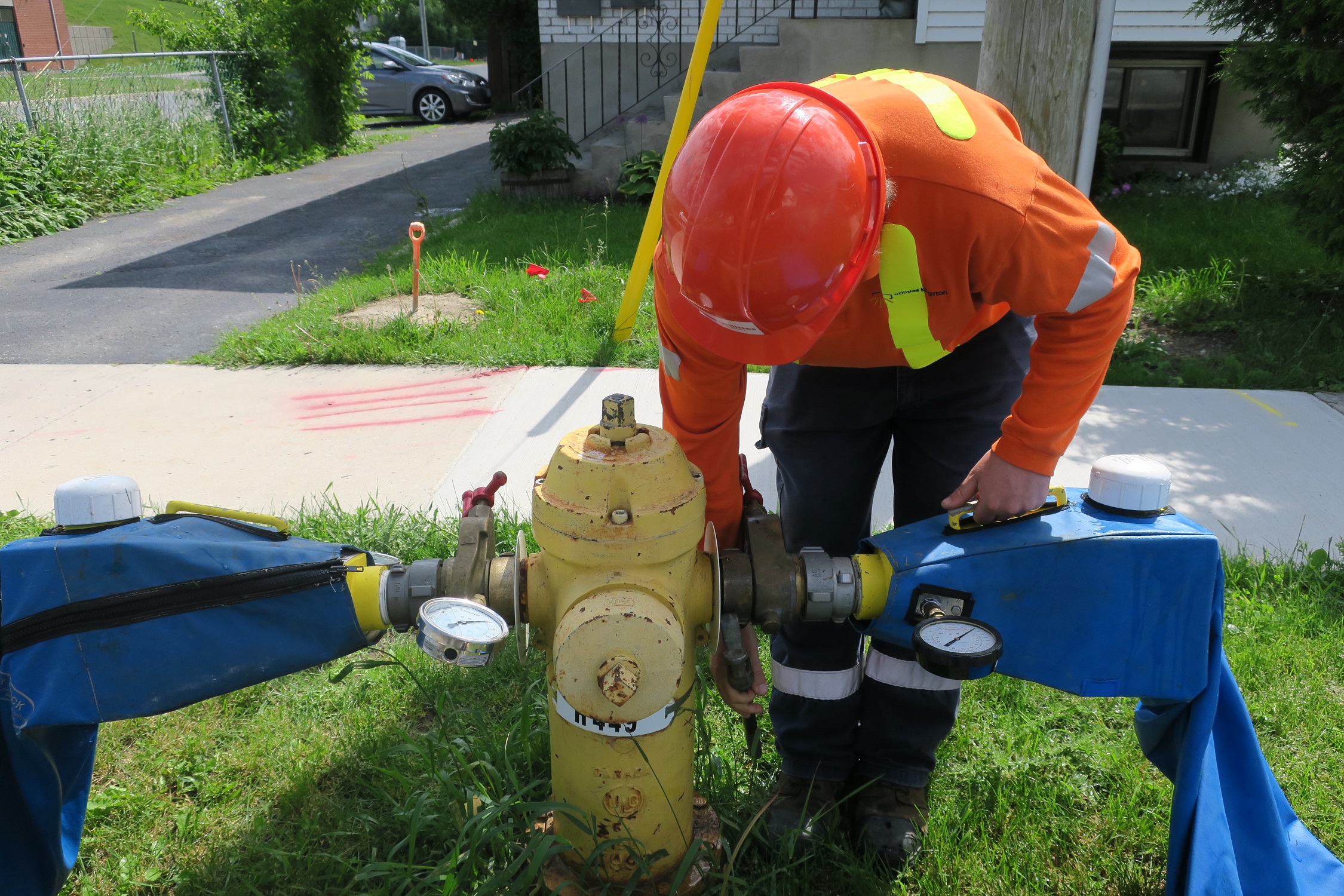 Utilities Kingston is inspecting and rating hydrants to uphold our high quality drinking water system and to support fire protection